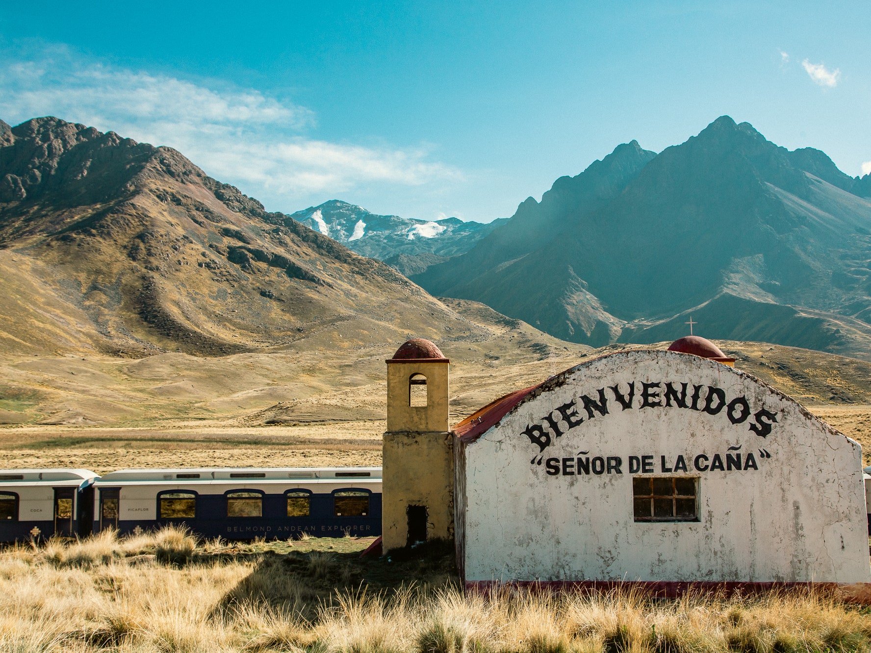 みんなで出発：ベルモンド アンデス エクスプローラーでペルーの素晴らしい風景を巡る、絶対にやりたいことリストの冒険